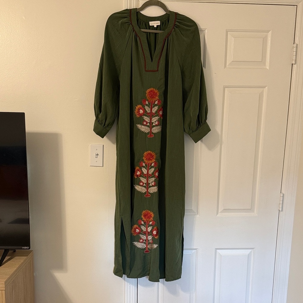 Entro Olive Maxi Dress with Floral Embroidery